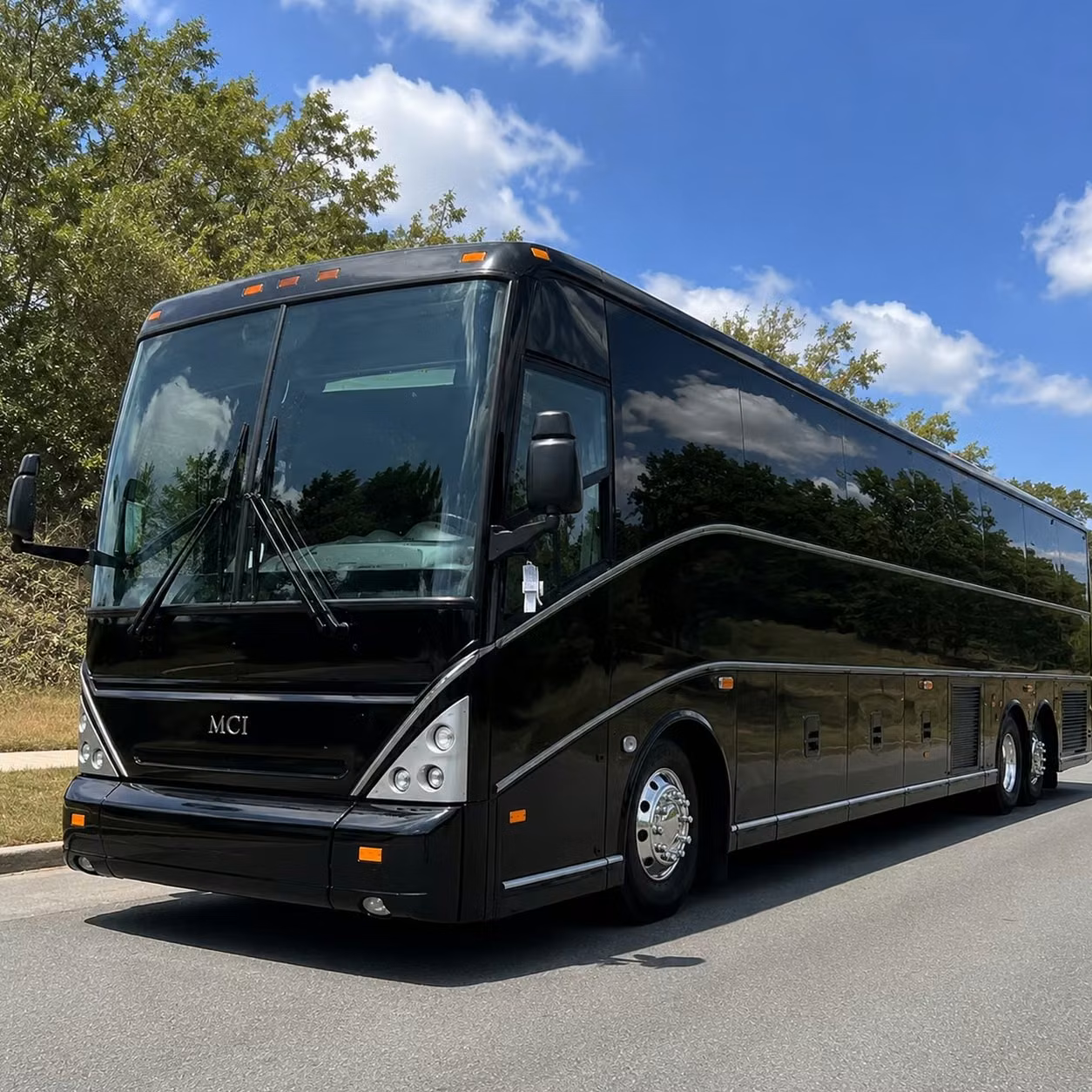 red rocks shuttle buses from pueblo colorado book your group ride to one of the world s greatest venues